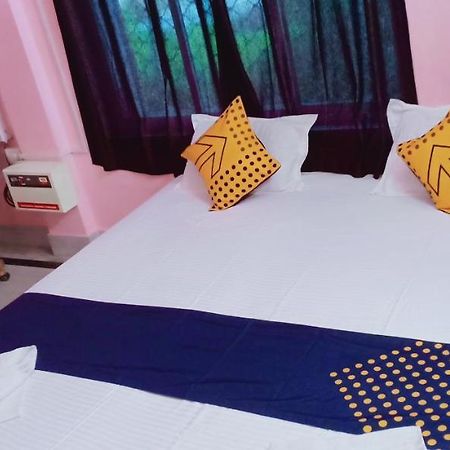 Hotel Gunjan Puri Exterior photo