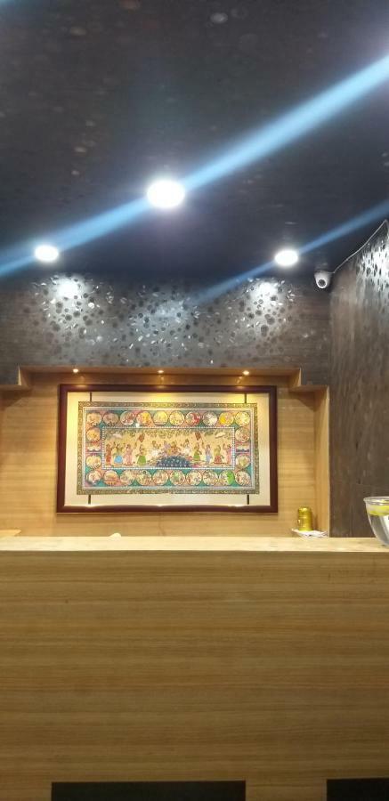 Hotel Gunjan Puri Exterior photo